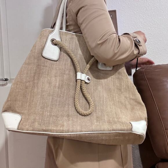 Tod's Straw‎ Woven Tote Bag with Dustbag Beige White Rope Handles Large Size - Picture 2 of 11
